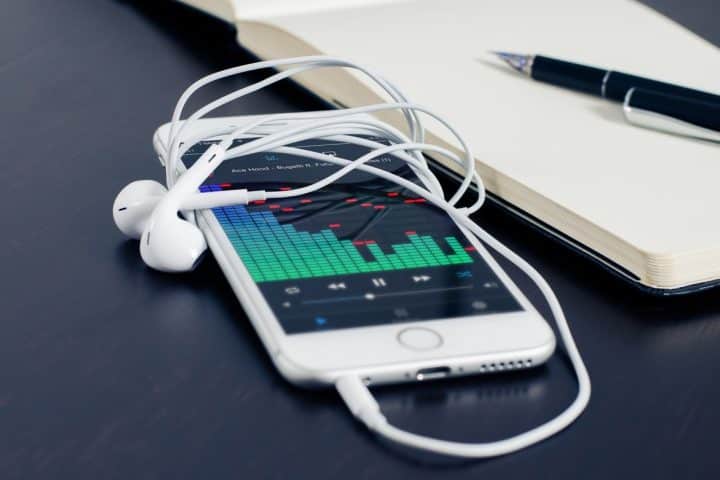 how-to-use-itunes-to-download-and-sync-music-files-to-your-iphone-or